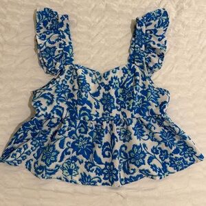 size S, blue top! so cute and casual